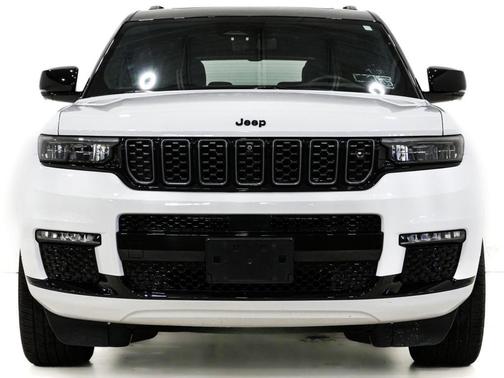 Diamond Black Crystal Pearlcoat 2023 Jeep Grand Cherokee L Summit Reserve