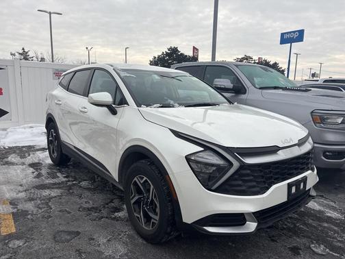 2023 Kia Sportage LX