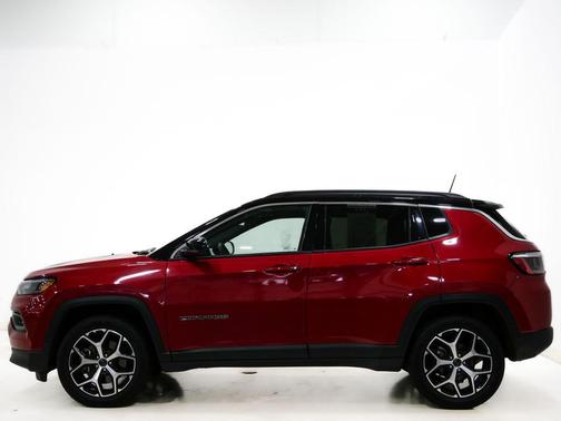 Red Hot Pearlcoat 2025 Jeep Compass Limited