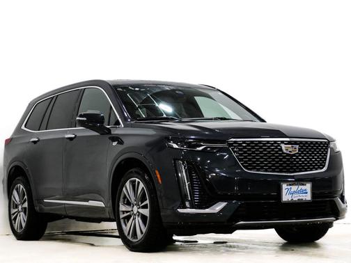 2022 Cadillac XT6 Premium Luxury AWD