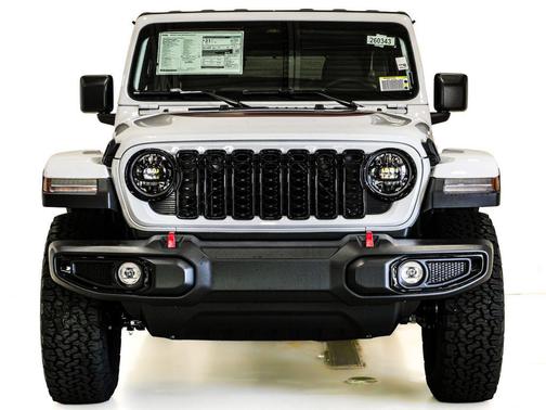 Bright White Clearcoat 2026 Jeep Wrangler Willys