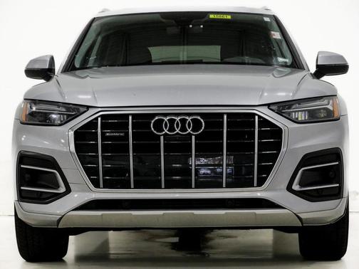 2023 Audi Q5 40 Premium Plus