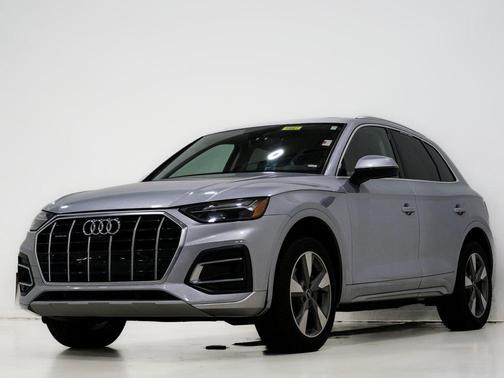 2023 Audi Q5 40 Premium Plus