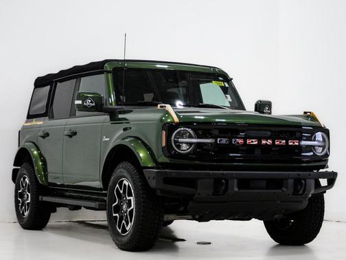 2022 Ford Bronco Outer Banks