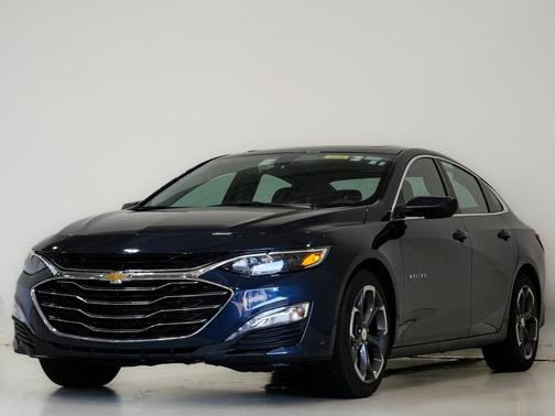 2022 Chevrolet Malibu FWD LT