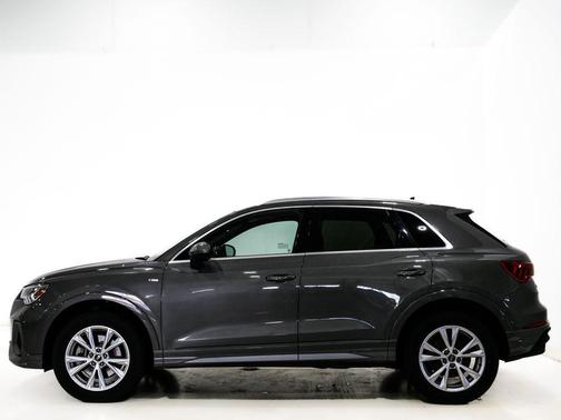2024 Audi Q3 Premium 45 TFSI S line quattro Tiptronic