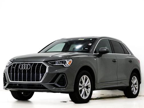 2024 Audi Q3 Premium 45 TFSI S line quattro Tiptronic