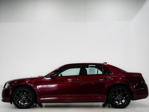 2023 Chrysler 300 S