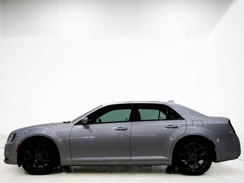 2023 Chrysler 300 S