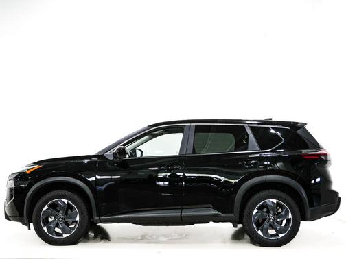 Super Black 2025 Nissan Rogue SV