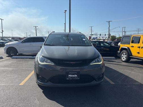 2020 Chrysler Pacifica Red S Edition