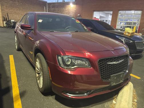 2019 Chrysler 300 S
