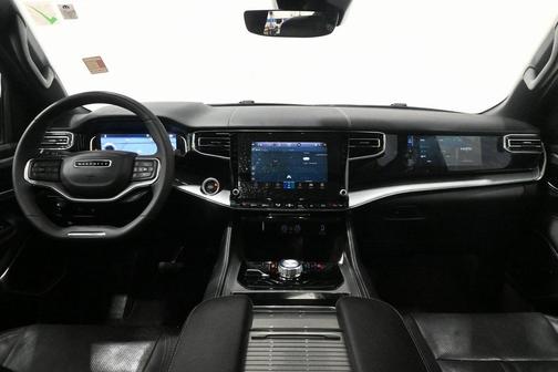 2022 Jeep Wagoneer Series III Carbide 4x4
