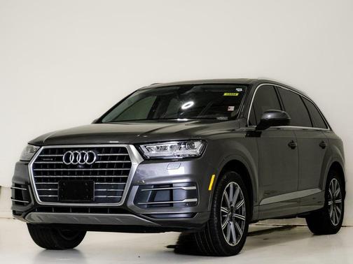 2019 Audi Q7 45 Premium Plus