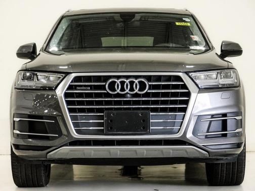 2019 Audi Q7 45 Premium Plus