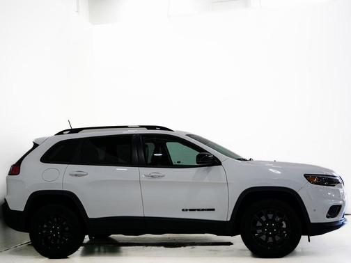 2023 Jeep Cherokee Altitude
