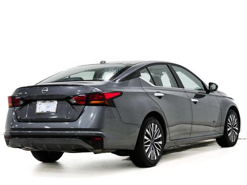 Gun Metallic 2025 Nissan Altima 2.5 SV