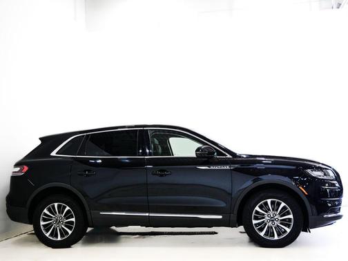 Infinite Black Metallic Clearcoat 2023 Lincoln Nautilus Reserve