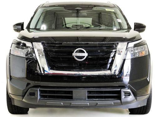 Super Black 2025 Nissan Pathfinder SV FWD