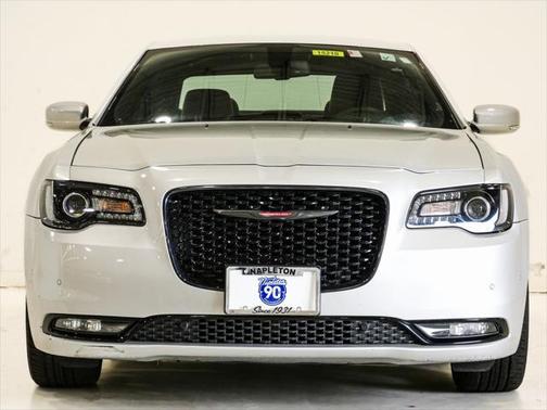 2022 Chrysler 300 S