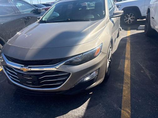 Mineral Gray Metallic 2022 Chevrolet Malibu FWD LT