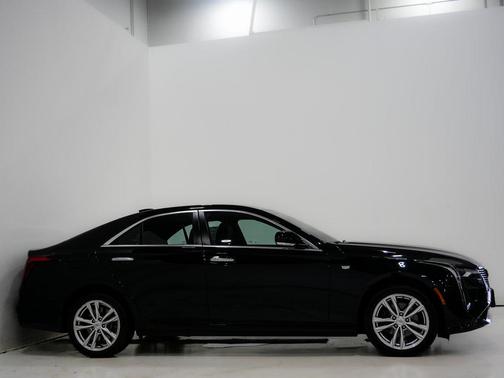 2022 Cadillac CT4 Luxury