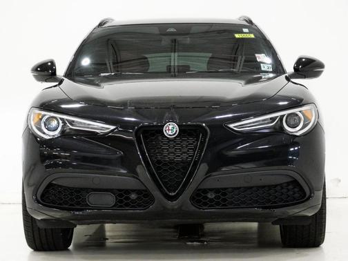 2022 Alfa Romeo Stelvio Ti