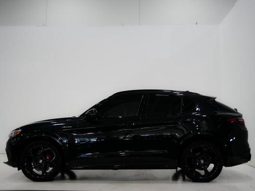 2022 Alfa Romeo Stelvio Ti