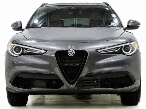 2023 Alfa Romeo Stelvio Sprint AWD