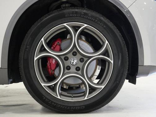 2022 Alfa Romeo Stelvio Ti