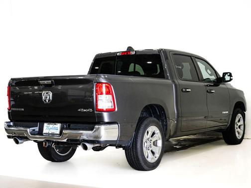 Granite Crystal Metallic Clearcoat 2019 RAM 1500 Big Horn