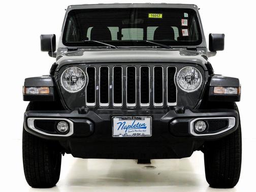 2023 Jeep Gladiator Overland