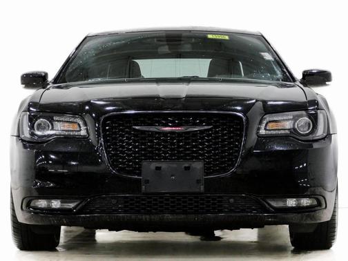 2023 Chrysler 300 S