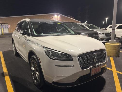 2022 Lincoln Corsair Standard