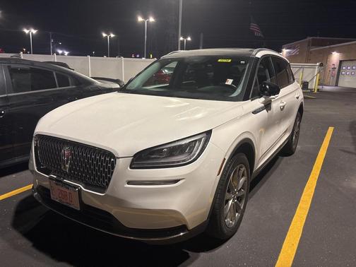 2022 Lincoln Corsair Standard