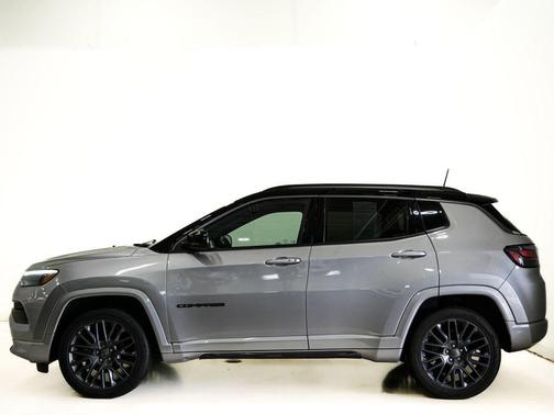 Billet Silver Metallic Clearcoat 2022 Jeep Compass High Altitude