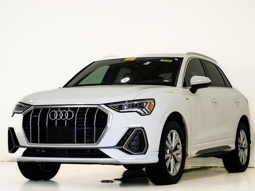2023 Audi Q3 Premium 45 TFSI S line quattro Tiptronic