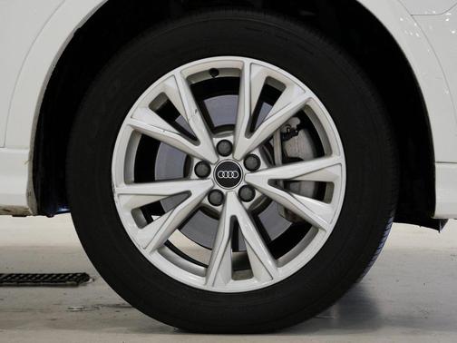 2023 Audi Q3 Premium 45 TFSI S line quattro Tiptronic