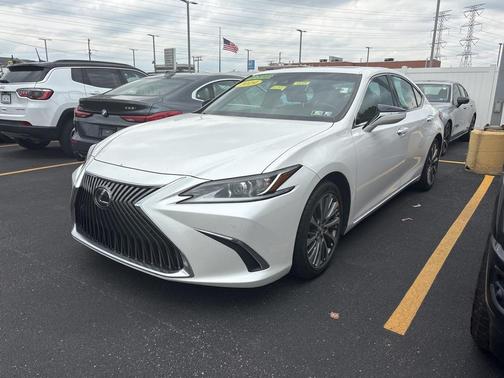 2019 Lexus ES 350 Base