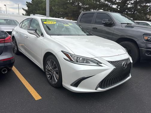 2019 Lexus ES 350 Base