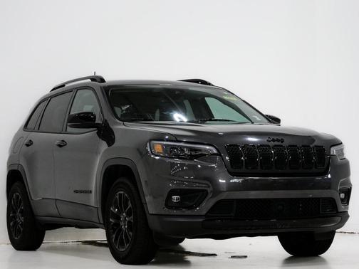2023 Jeep Cherokee Altitude