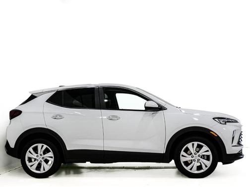 Summit White 2025 Buick Encore GX Preferred