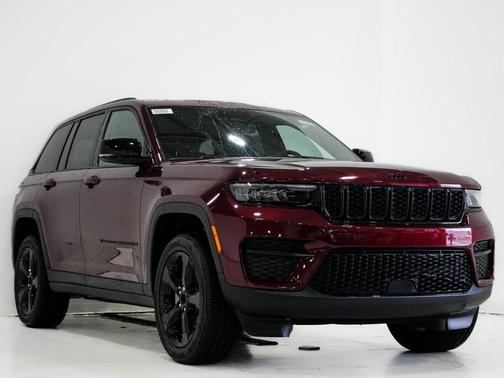 2025 Jeep Grand Cherokee Altitude