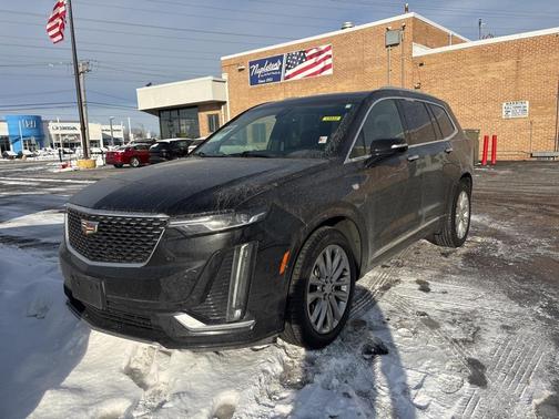 2022 Cadillac XT6 Premium Luxury AWD