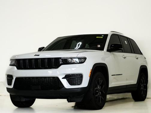2024 Jeep Grand Cherokee Altitude