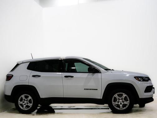 2022 Jeep Compass Sport