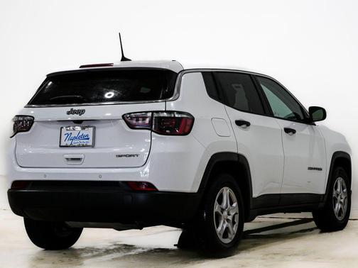 2022 Jeep Compass Sport
