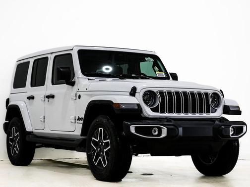 2026 Jeep Wrangler 4-Door Sahara 4x4