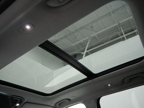 Bright White Clearcoat 2024 Jeep Grand Cherokee L Limited