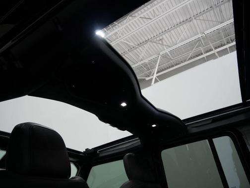 Black Clearcoat 2026 Jeep Wrangler 4-Door Sahara 4x4